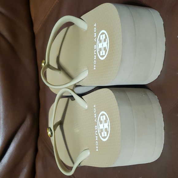 Tory Burch sandals - Picture 4 of 8